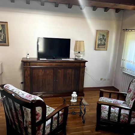 דירות אימפרונטה Charming Townhouse With Garden מראה חיצוני תמונה