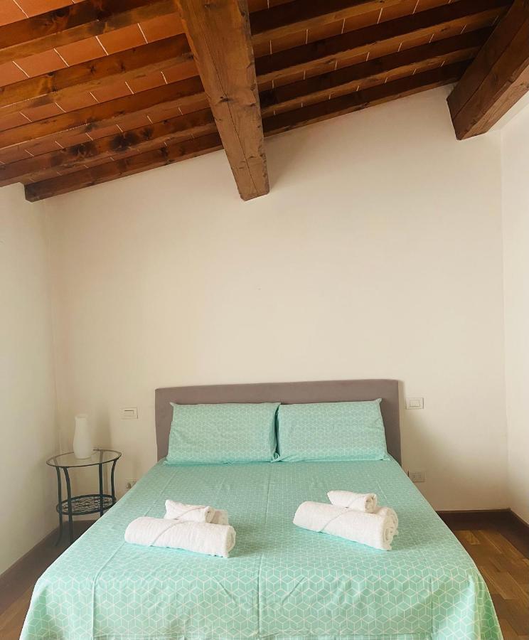 דירות אימפרונטה Charming Townhouse With Garden מראה חיצוני תמונה
